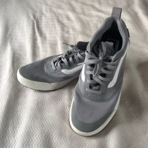 Vans ultra range sneaker